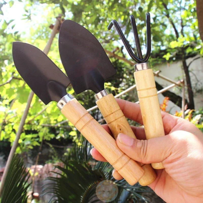 Mini Kit de 3 Peças Ferramentas para Jardinagem • Mini Kit Garden Arbaro